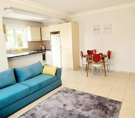 Apartment Side Hill 1 *